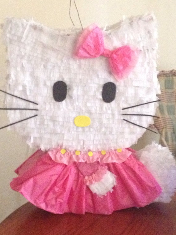 Hello Kitty Pinata