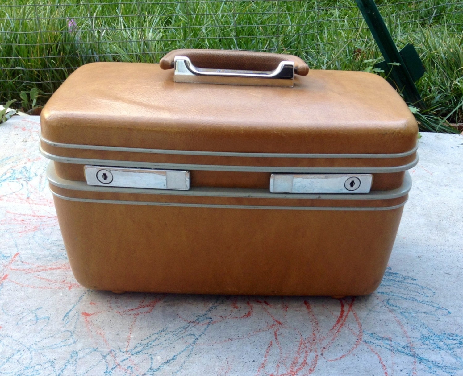 Vintage Samsonite Profile Tan Brown Train Case with Mirror