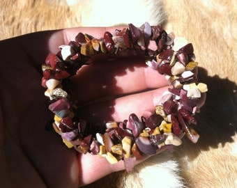 Mookaite jasper tumbled stone braclet