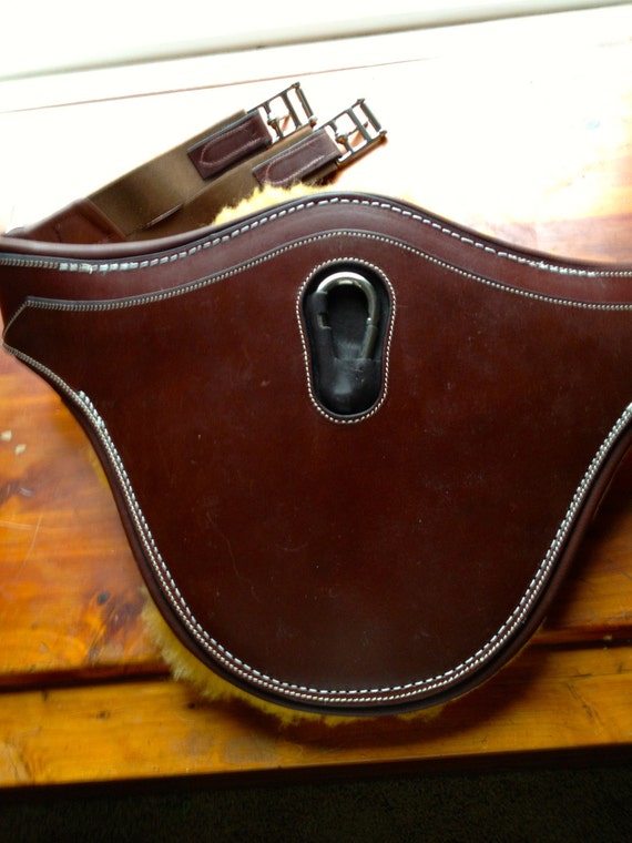 Custom leather horse belly guard girth with Girth