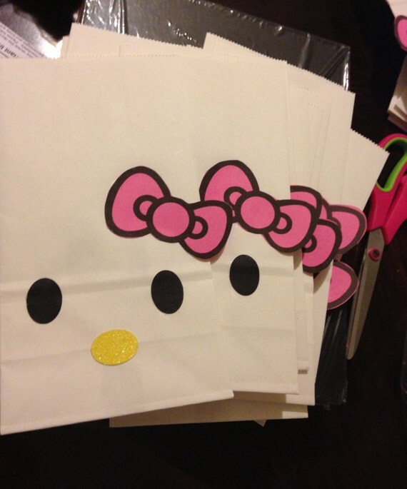Items similar to Hello kitty Candy bags on Etsy