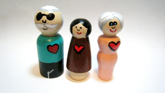 Peg People Dolls Grandparents and Granddaughter Peg Family