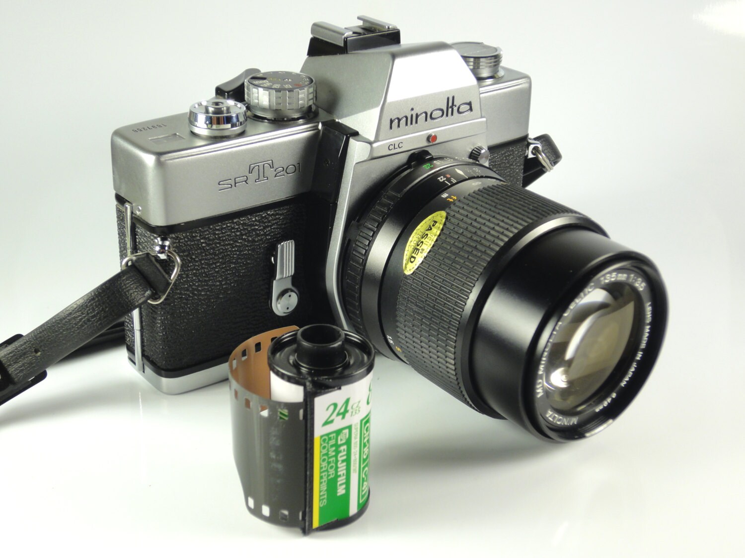 MINOLTA SRT201 manual film slr camera with 135mm f3.5 celtic