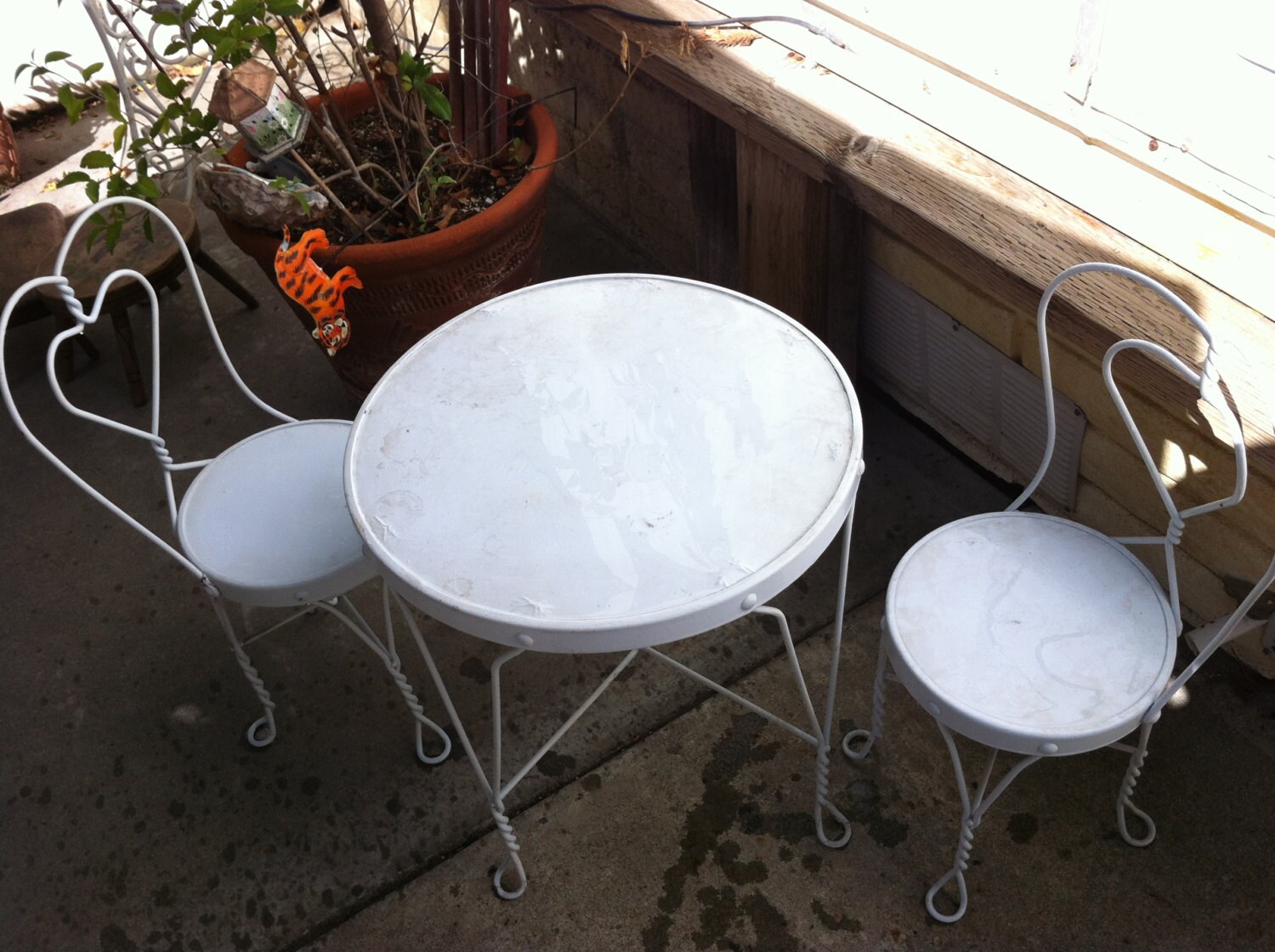 Vintage Ice Cream Table and Chairs Child Size
