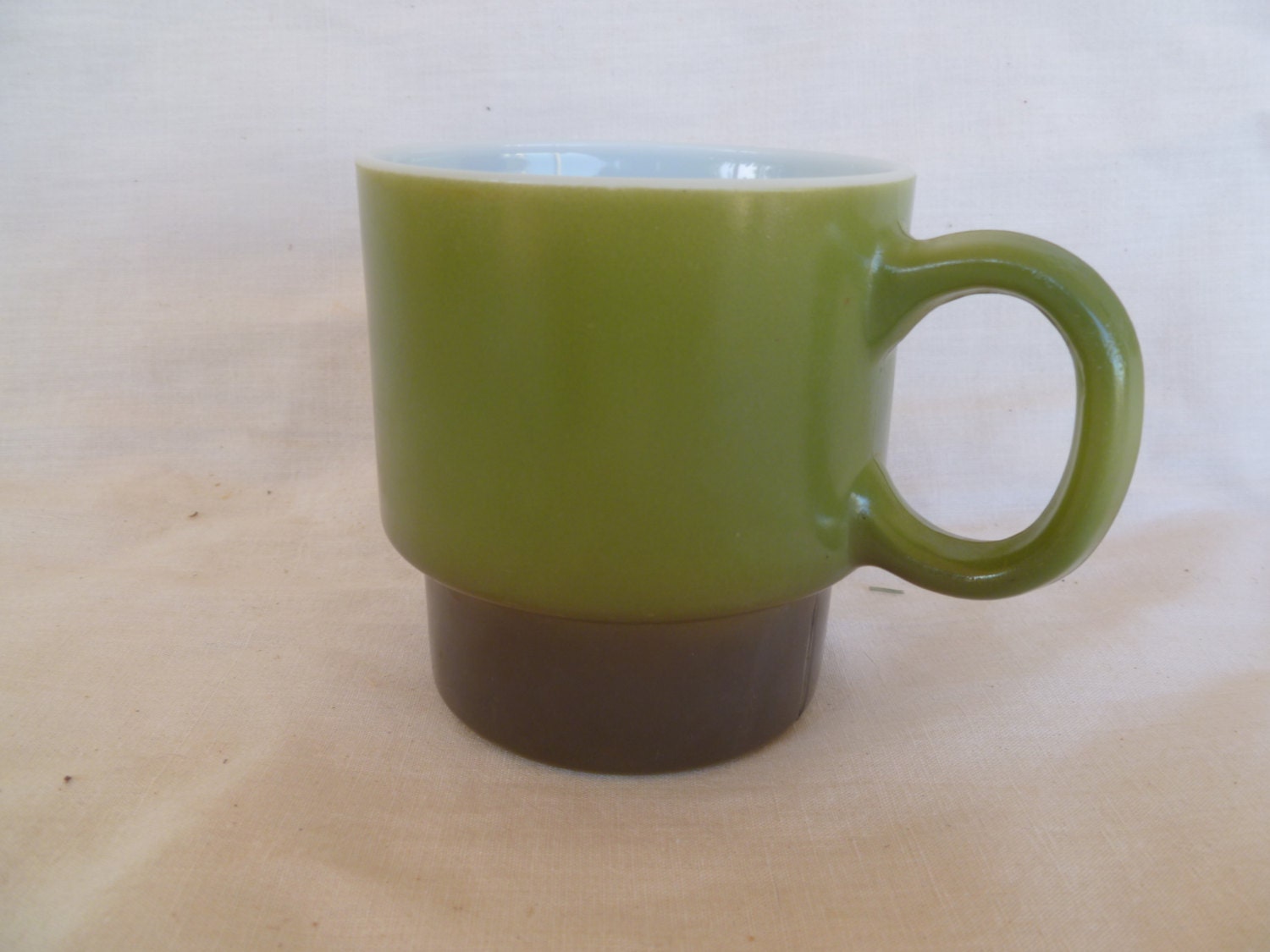 vintage Avacado cup  on Etsy green by Vintage Green Cup silverlininghome Mug Coffee
