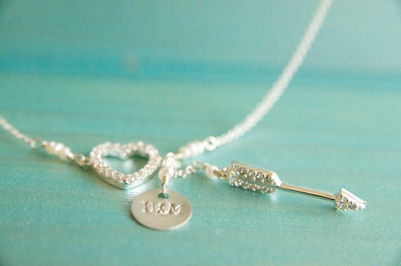 Dainty bow and arrow necklace