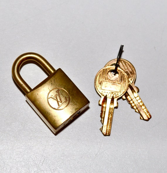 LOUIS VUITTON Lock and Key for Luggage and Keepall Duffel Bags