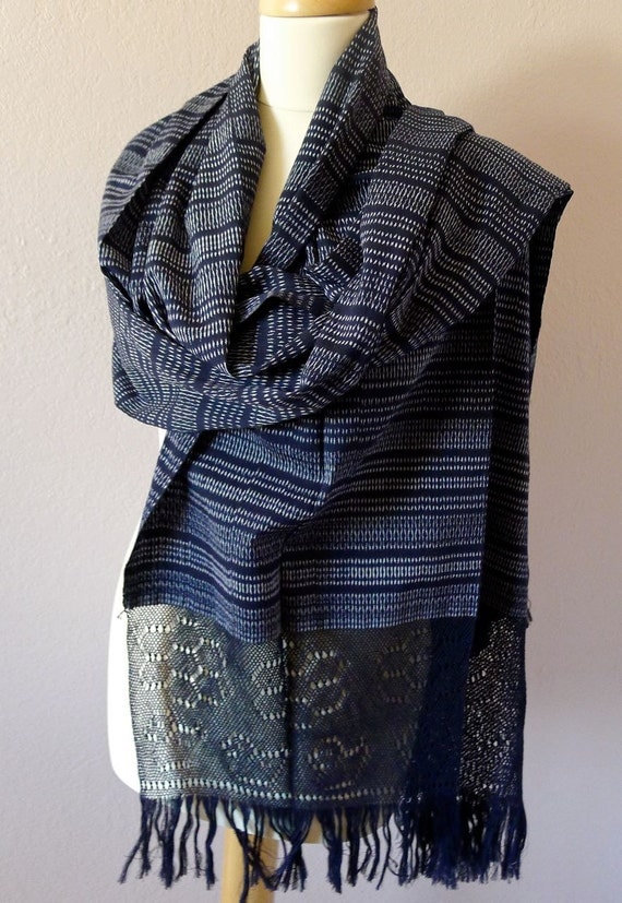 Mexican Traditional Rebozo Mediano handwoven by LivingTextiles