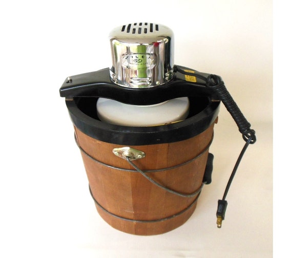 Proctor Silex Ice Cream Maker Freezer 6 Qt Wood by LaurasLastDitch