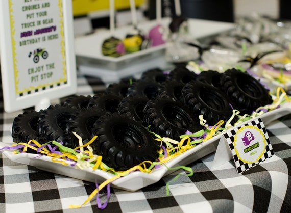 10 TIRE SOAP FAVORS (Soaps only) - Cars Birthday, Monster Truck Birthday, Tractor or Farm Equipment Party, Tire Soaps Il_570xn