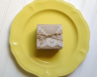 Lace And Twine Kraft Paper Boxes Gift Box Rustic Wedding Favors Lace And Twine Kraft Paper Boxes Gift Box Rustic Wedding Favors