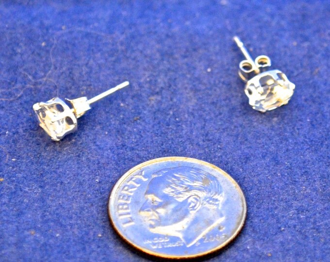 White Topaz Studs, 6x4mm Oval, Natural, Set in Sterling Silver E353