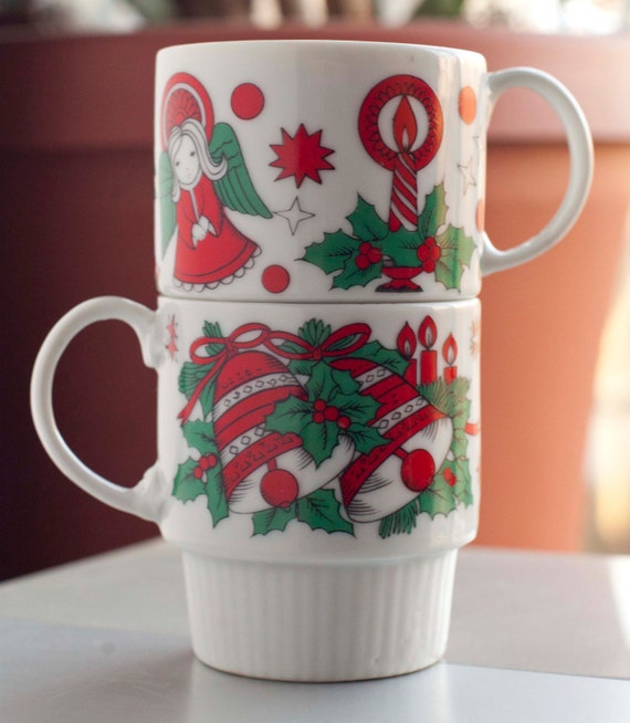 Set Of 2 Vintage Christmas Theme Trimont Ware Japan Stackable Coffee Mugs