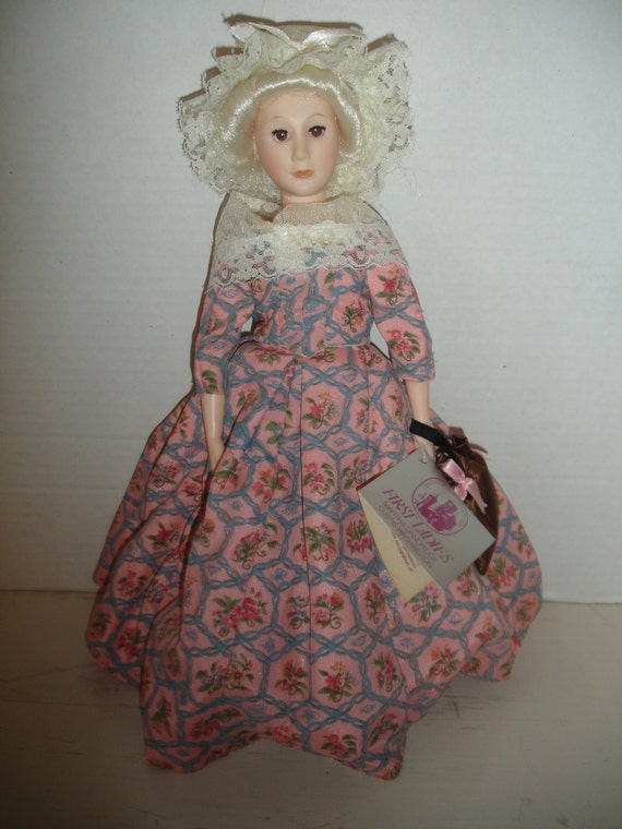 Martha Washington First Ladies Collectible by VintageFunEmporium
