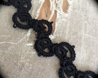 Tatted Lace Bracelet - Rickrack - Black