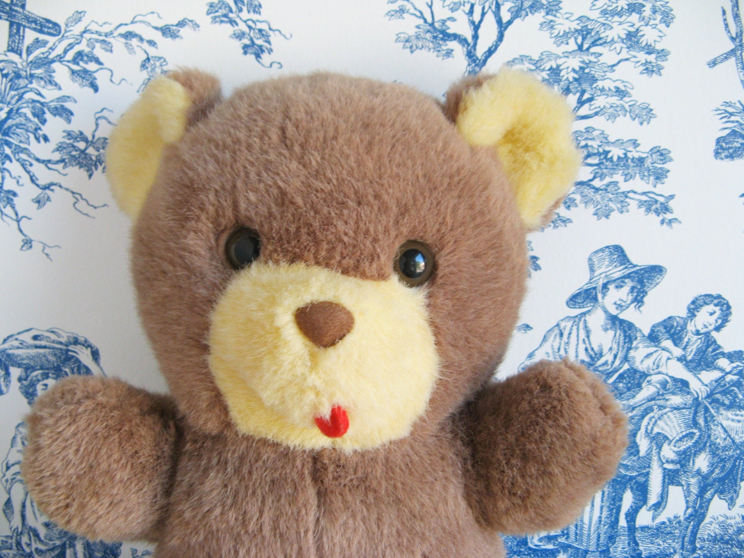 wind up musical teddy bear