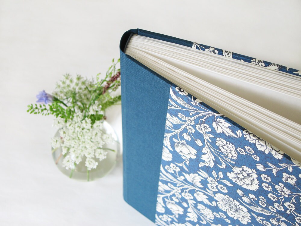 Wedding Album Large Custom Photo Album Holds 8x10 by cathydurso