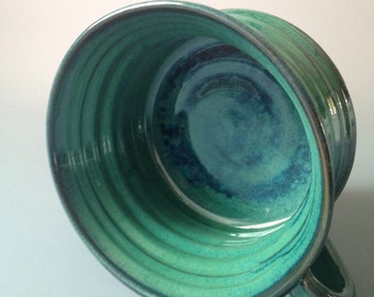 Stoneware soup cup in Zac's Green