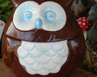 Brown Owl Container Owl Ring Box , Jewelry box, Sugar bowl . ... Glazed ceramic Vintage Style Hootie Hoots