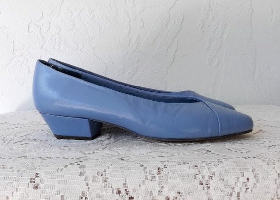 Vintage Shoes 80's Halston Leather Flats by luvofvintage on Etsy