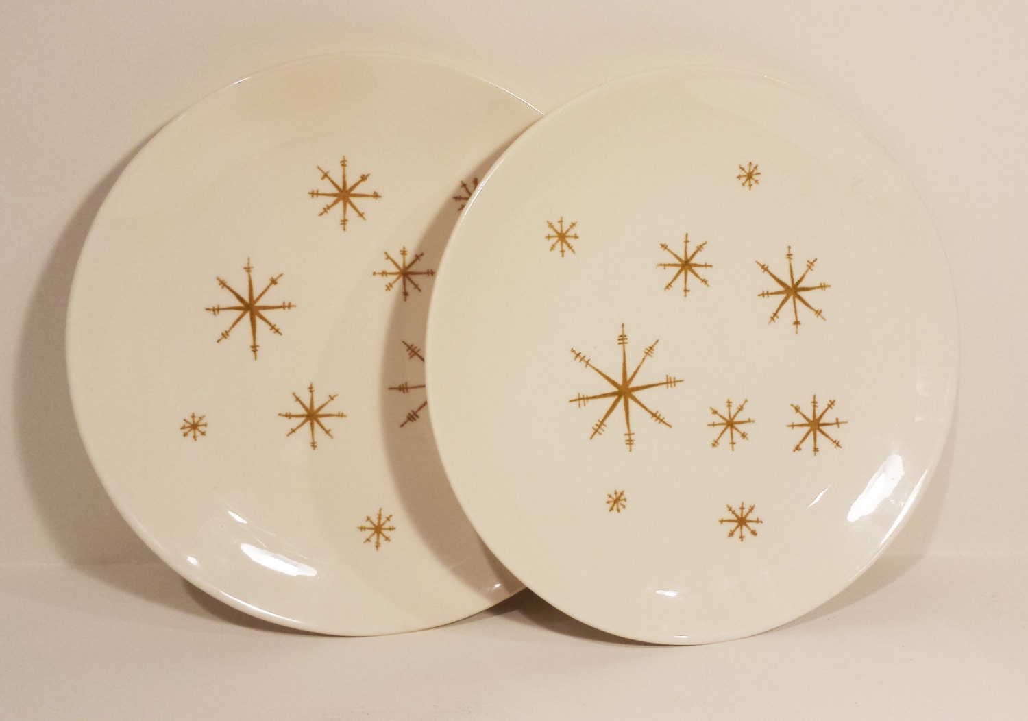Fabulous Vintage 1960's Star Glow Dinner Plates Lot of by POKKETA