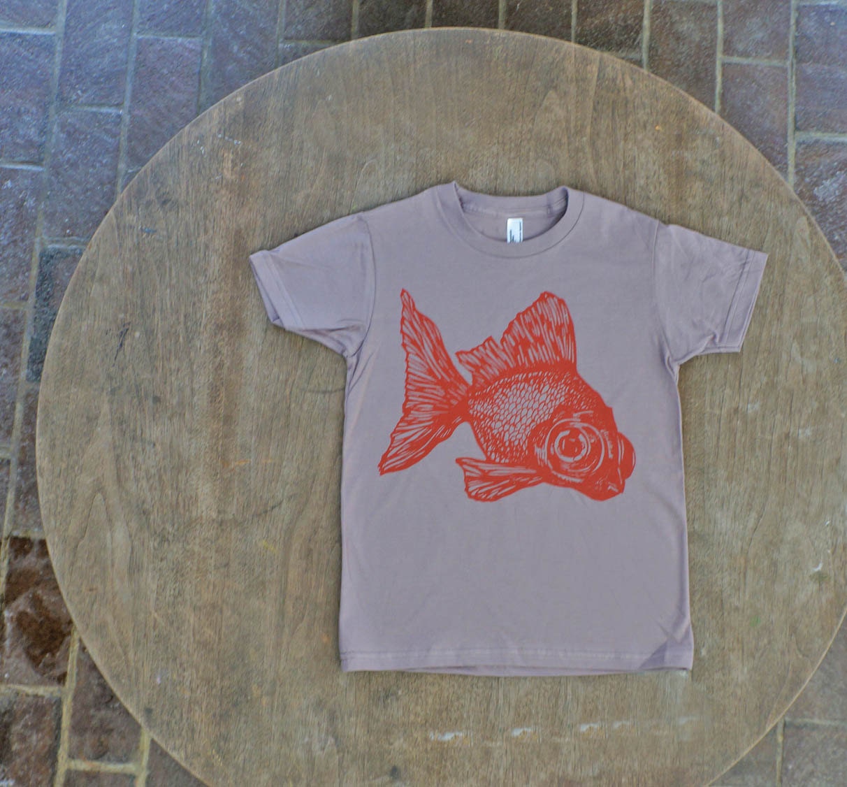 Goldfish T-Shirt / Koi Fish Design / Hipster Tee by TypsyGypsyTees