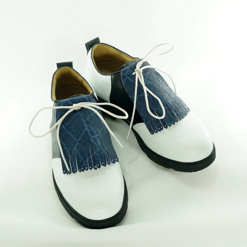 golf shoes with tassels