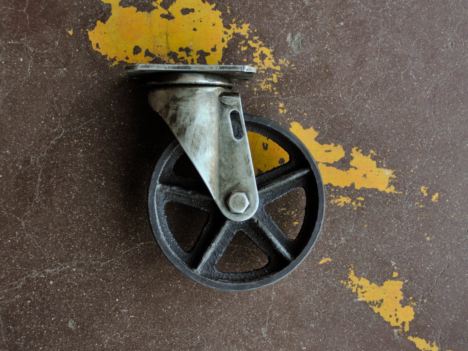 Antique Caster Wheels 5 inch Cast Iron by VintageIndustrial