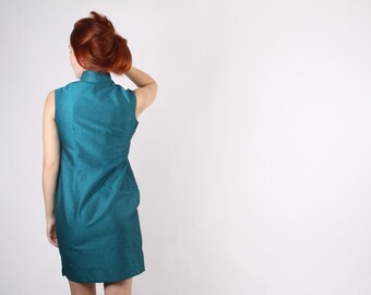 emerald green asian clothes