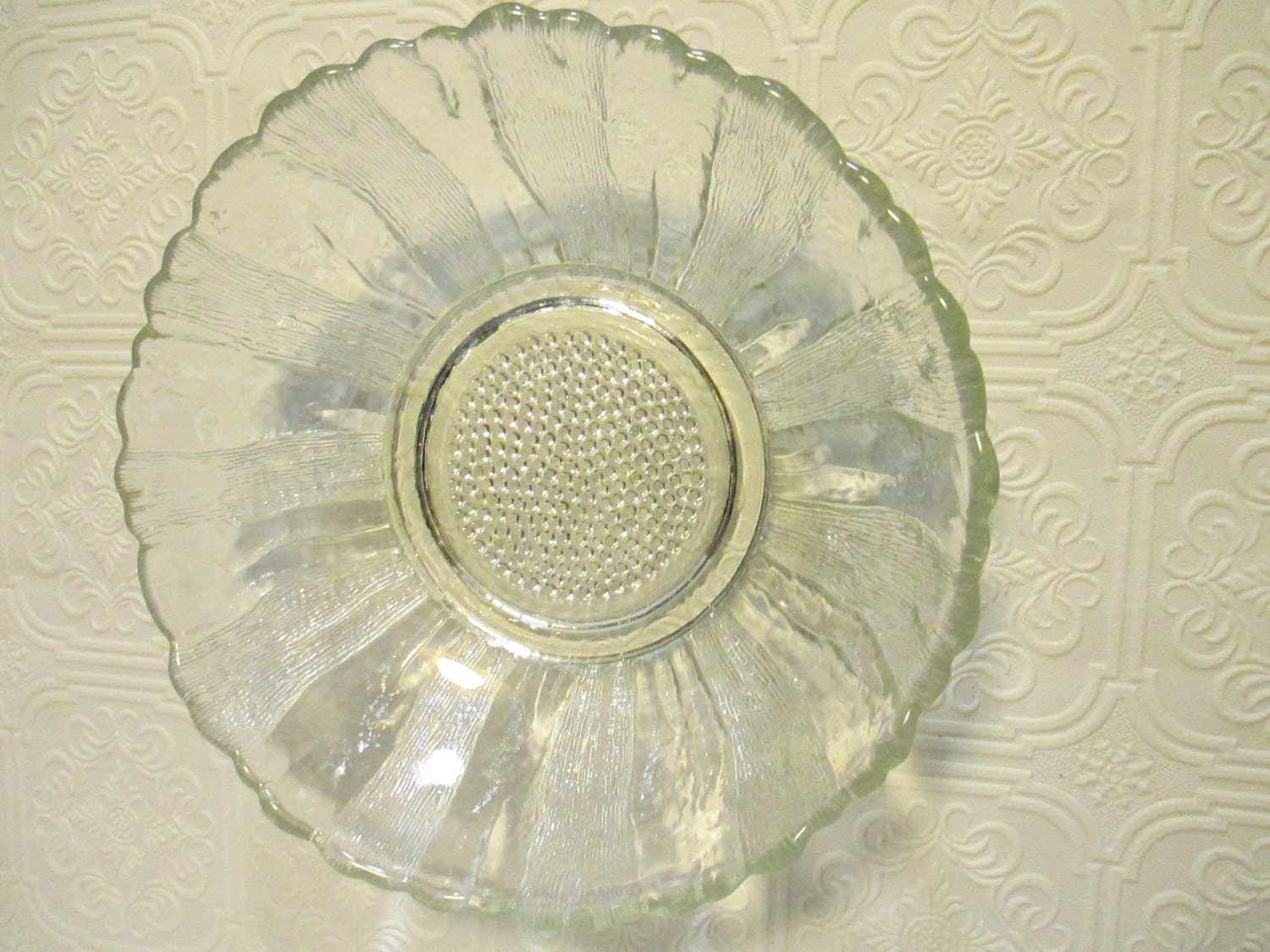 SUNFLOWER Vintage Clear Glass Serving Bowl Dish Haute Juice