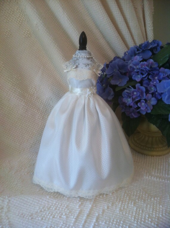shabby chic ivory wedding gown dress form by oneheartcreations shabby chic ivory wedding gown dress form by oneheartcreations