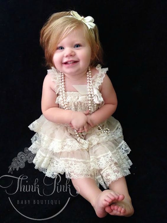 flower girl dress,baptims dress,Christmas dress,Birthday dress,Ivory lace dress,Ivory girls dress,baby dress,christening dress,girls dress. by ThinkPinkBows