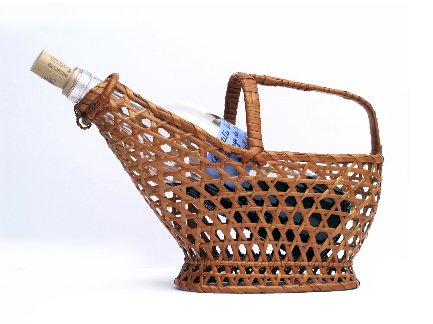 Refined French Wine Bottle Basket Holder french wicker wire