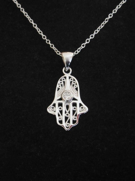 925 Sterling silver Filigree Fatima/HAMSA HAND with CZ pendant