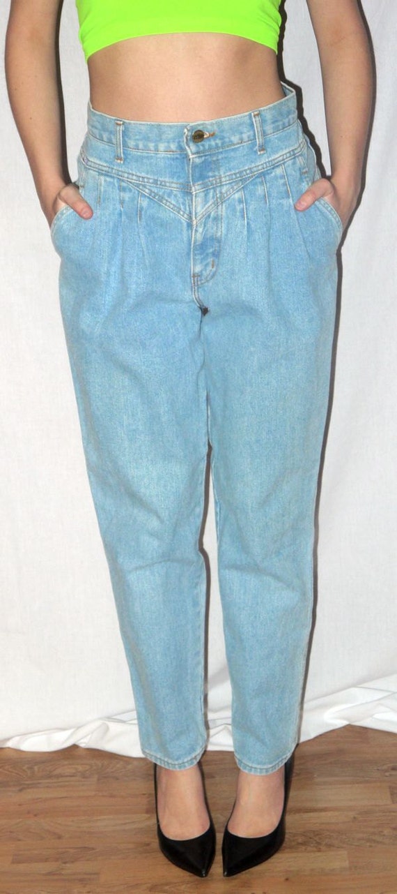Sassy .. vintage 80s pleated baggy jeans / 1980s yoke