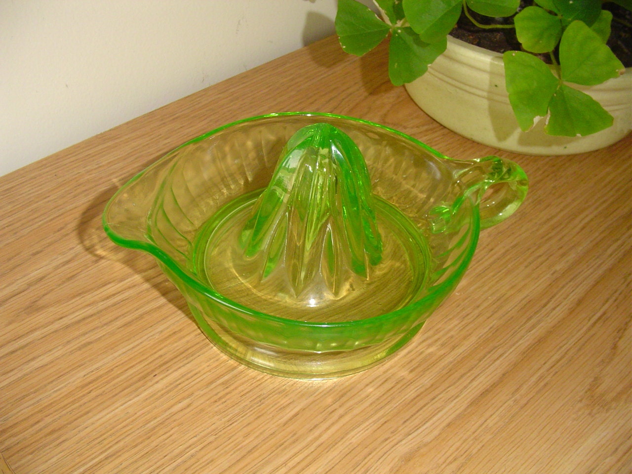 Green Depression Glass Juicer Lemon Juicer Orange Juicer