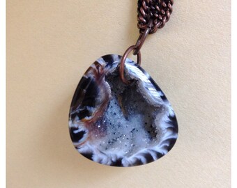 Popular items for geode pendant on Etsy