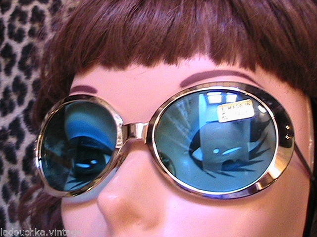 1960s Space Age Sunglasses main image 1