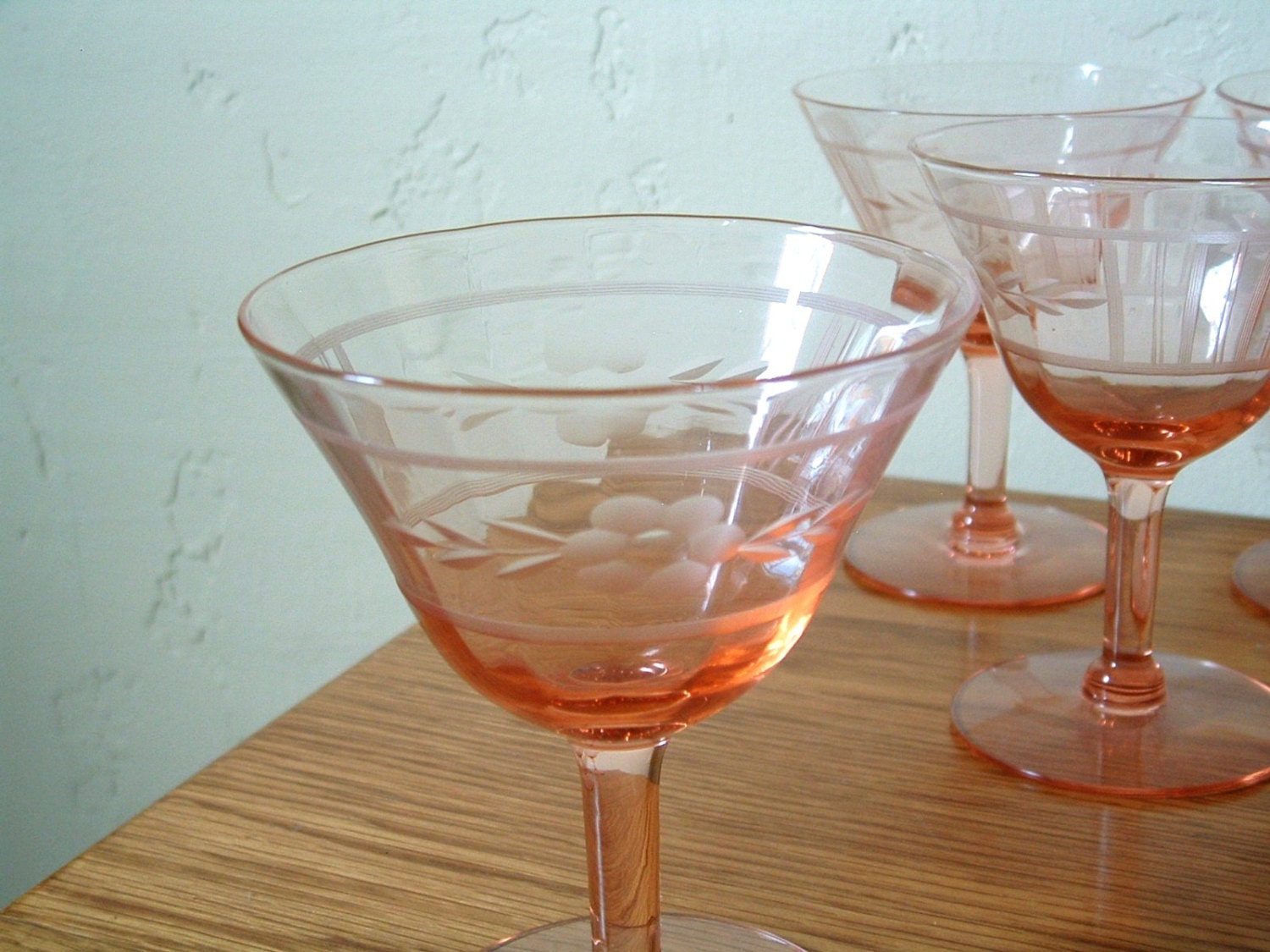 Vintage Pink Champagne Wine Glasses Set of 8 Optic Glasses