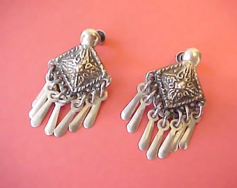Pretty Bohemian Styled Ethnic Look Vintage Dangling Earrings
