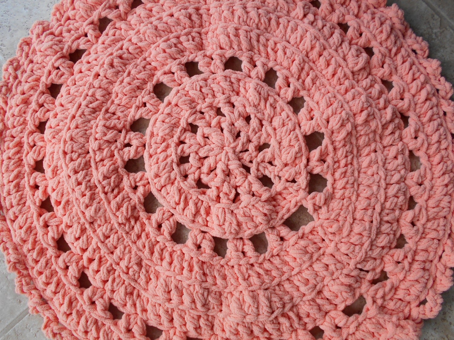 Beach Coral Pink Ultra Soft Doily Bath / Bedroom Rug