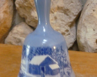 Vintage Currier and Ives porcelain bell The House in the Wilderness