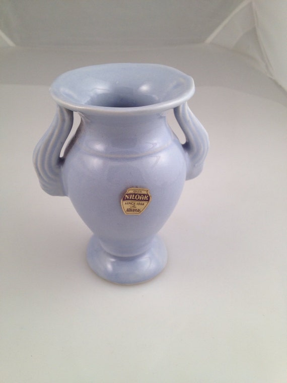 Niloak pottery 6 vase in blue brand new with sticker