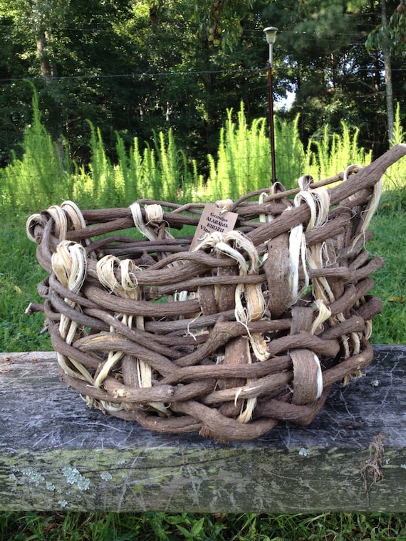 Genuine Alabama Kudzu Vine Basket by KudzuKreationz on Etsy