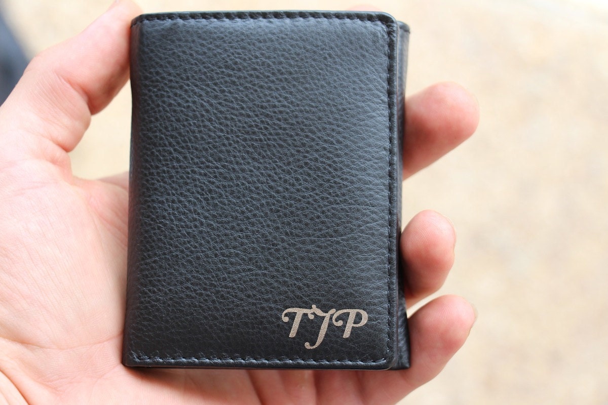 Personalized Wallet Tri-Fold Men&#39;s Leather by EverythingDecorated