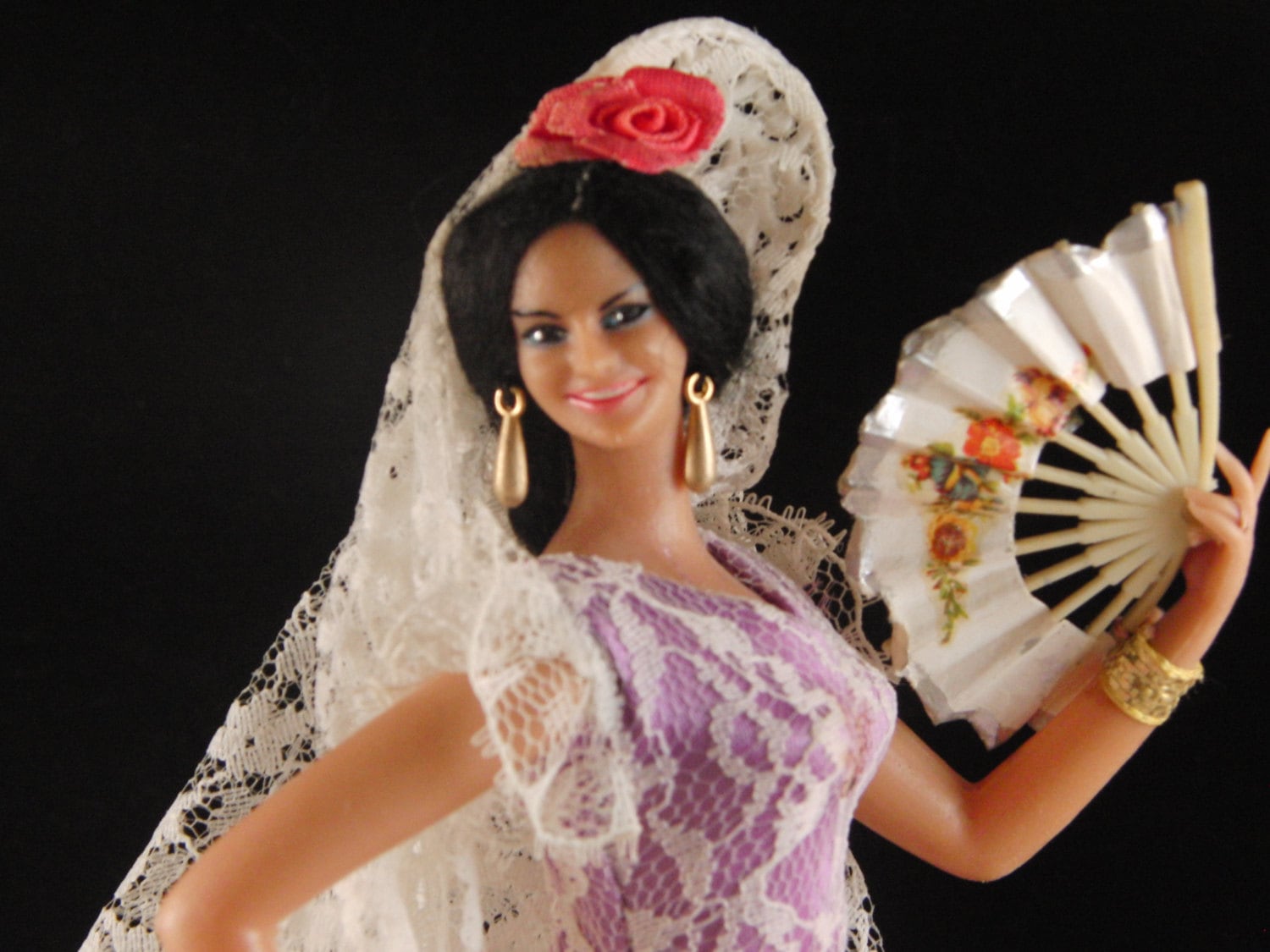 Vintage Spanish Flamenco dancer doll by Marin Chiclana