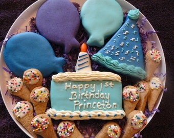 Dog Birthday Platter on a WiggleButz Flying Disc! Treats and a Toy in one! Ultimate Dog Treats for you Furry Friends Birthday!