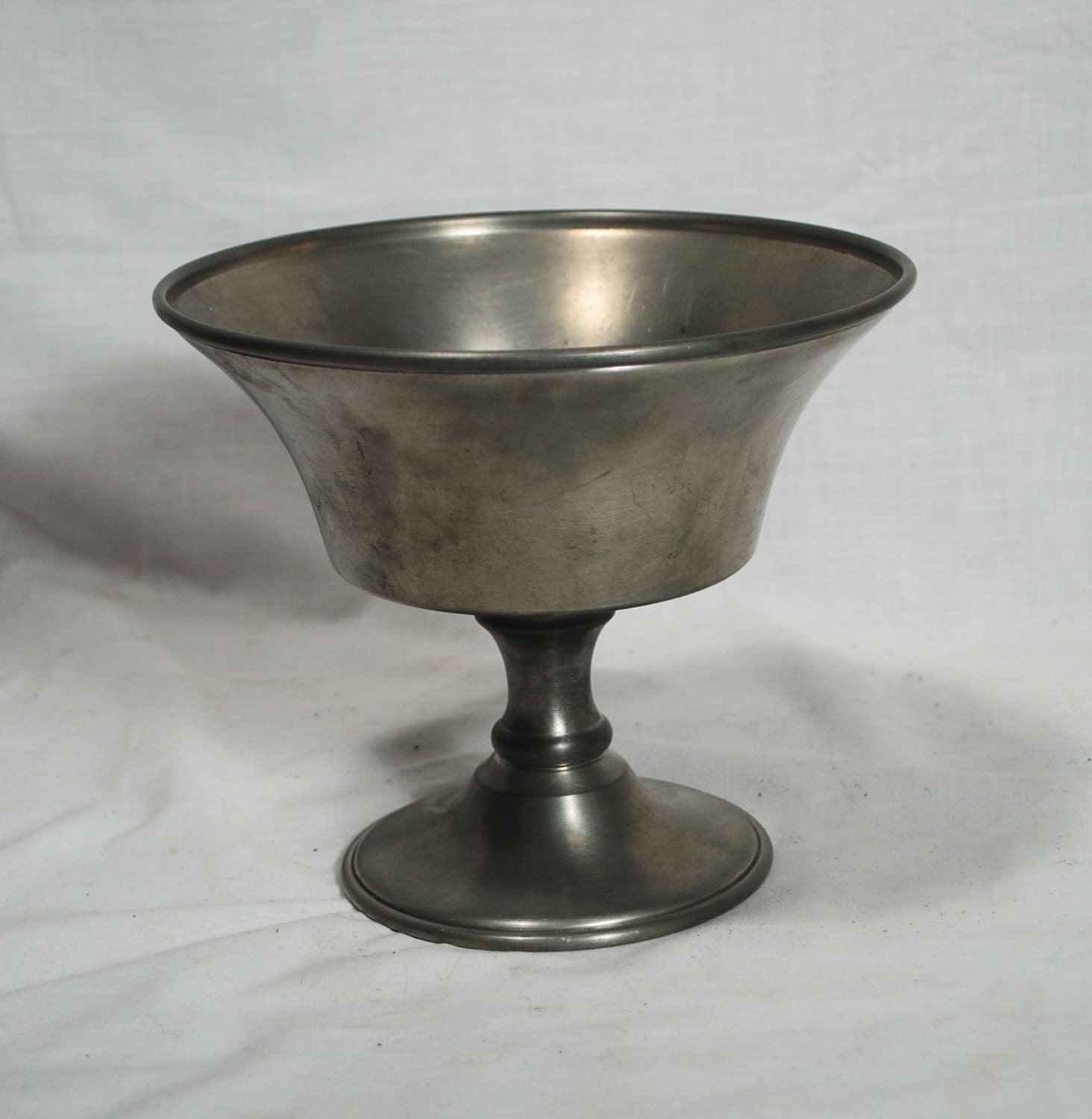 Woodbury Pewter Pedestal Bowl Compote