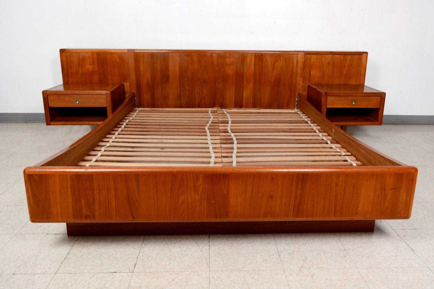 Teak king bedroom set