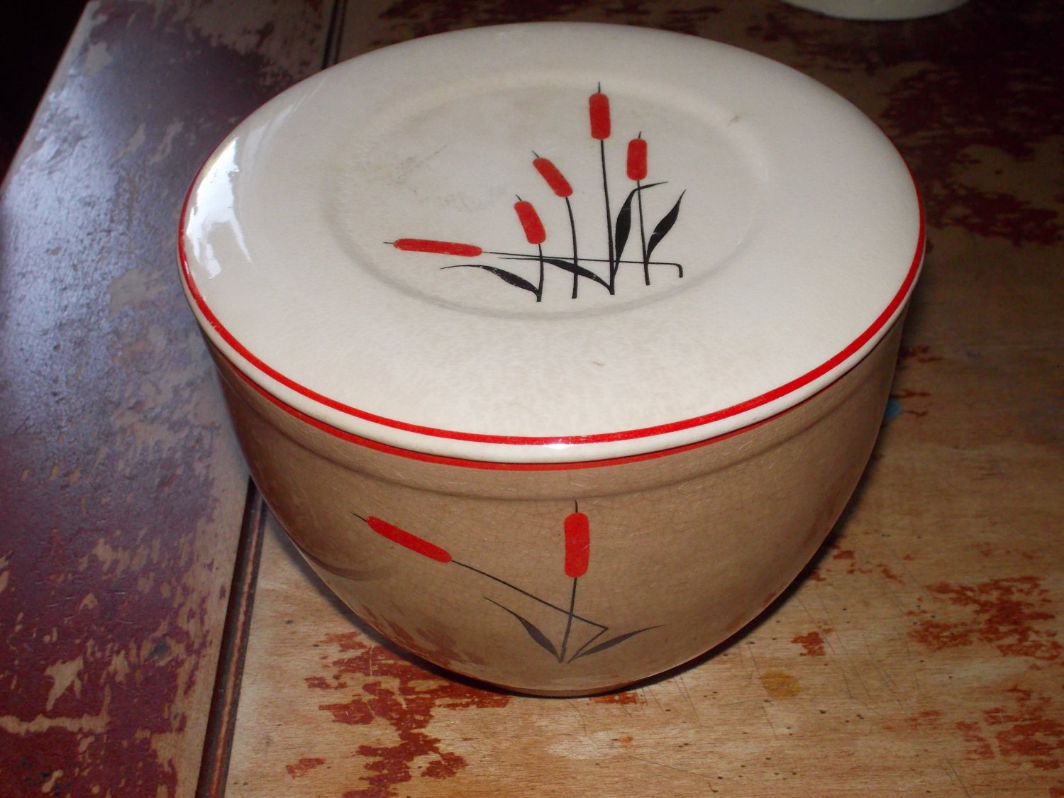 vintage grease jar by TreasuresPastOn on Etsy